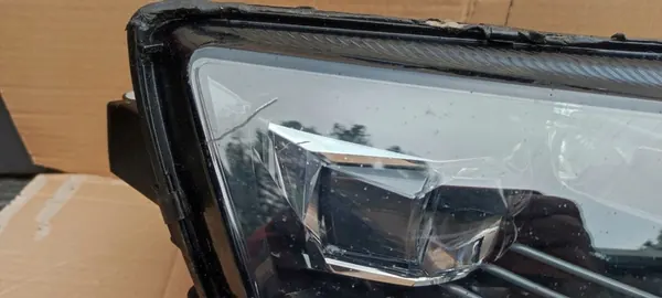 Farol dianteiro SKODA OCTAVIA III LED image 5