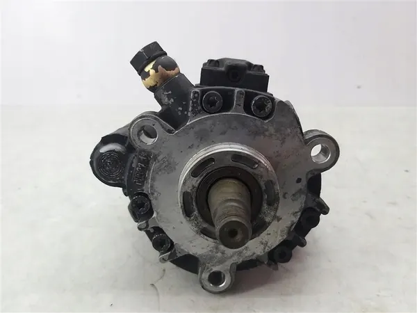 Injectiepomp Peugeot 307 1.6 HDI 2001-2008 OEM 9636818480 image 2