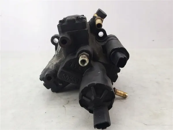 Injectiepomp Peugeot 307 1.6 HDI 2001-2008 OEM 9636818480 image 4