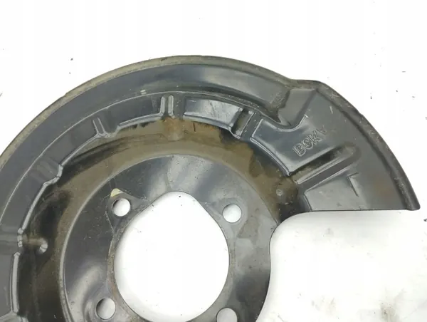 Mazda CX-30 2023 Linke hintere Bremsabdeckung OEM AMD147842 image 4