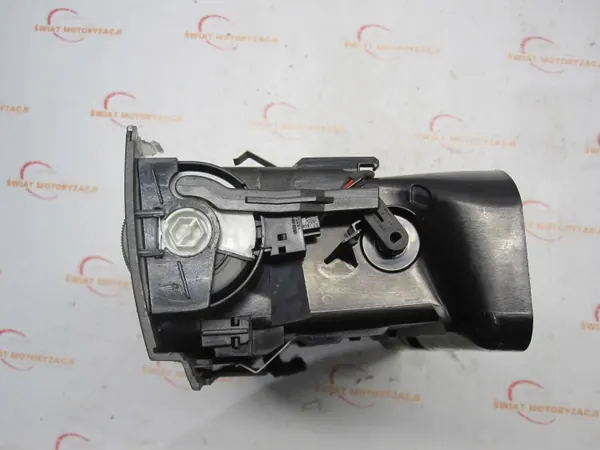 Grille de ventilation centrale OEM A2048305754 Mercedes W204 image 6