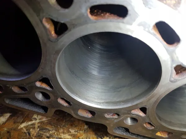 Bloc moteur OEM mercedes413 pour 2.7 D V6 image 8