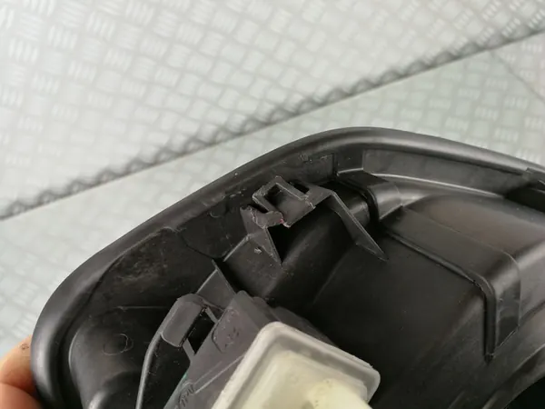 Bränsletanklock OPEL CORSA F 2019- OEM 39167574 image 8