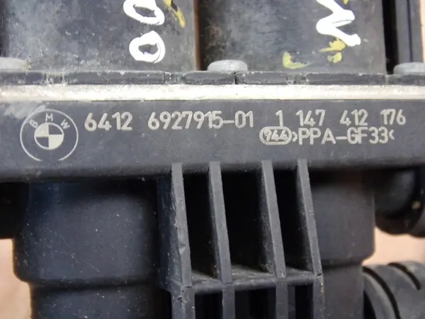 BMW E60 X5 E53 E64 Vesilämmitysventtiili 64126927915 image 4