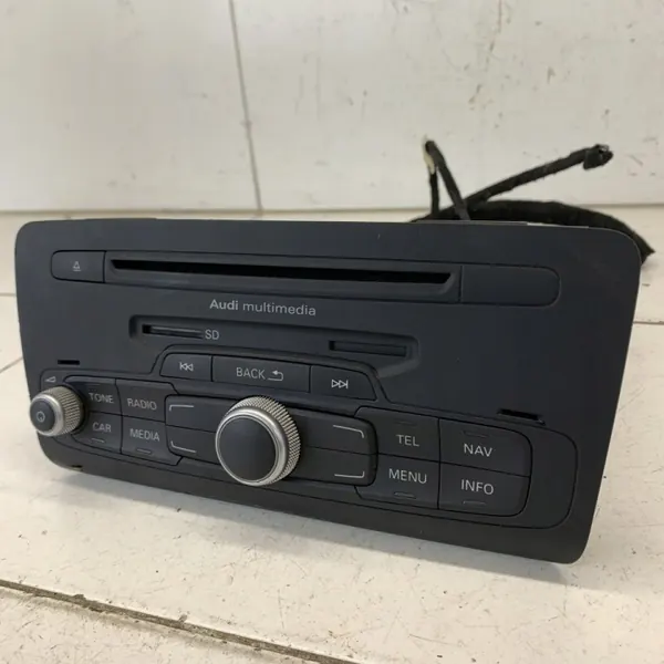 Audi A1 8X CD Navigointi Multimedia OEM 5896525456258789632154 image 3