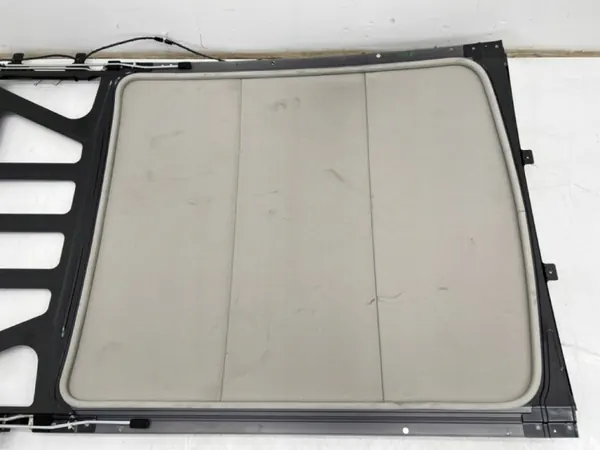 Persiana Techo Nissan OE OEM MMAUTKO17490 - Usado image 3