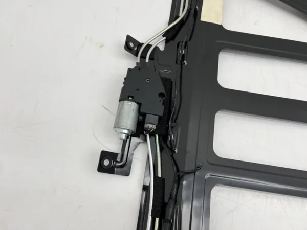 Persiana Techo Nissan OE OEM MMAUTKO17490 - Usado image 6