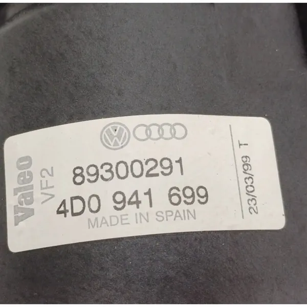 Farol Esquerdo Audi A8 D2 Lift 4D0941699 image 3