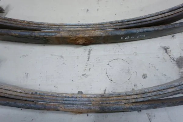 Opel Campo Hintere Blattfedern OEM 00000019 image 7
