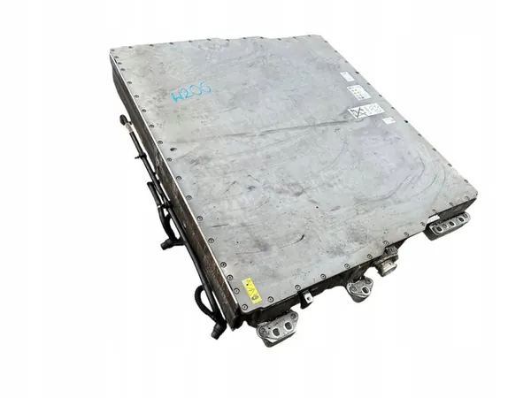 MERCEDES W206 C-KLASA AKUMULATOR BATERIA 74Ah image 2