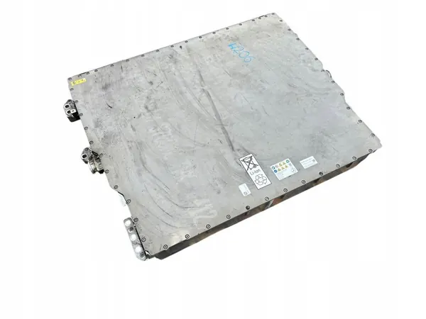 MERCEDES W206 C-KLASA AKUMULATOR BATERIA 74Ah image 3