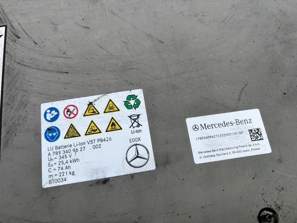 MERCEDES W206 C-KLASA AKUMULATOR BATERIA 74Ah image 4