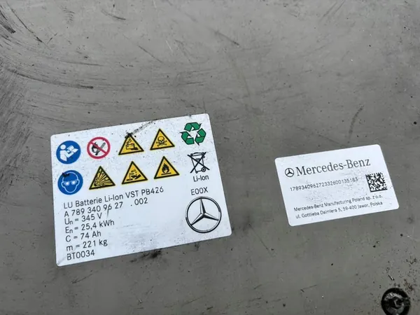 MERCEDES W206 C-KLASA AKUMULATOR BATERIA 74Ah image 5