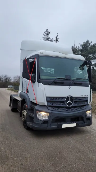 Begagnad Mercedes smal hytram - OE-kvalitet image 2
