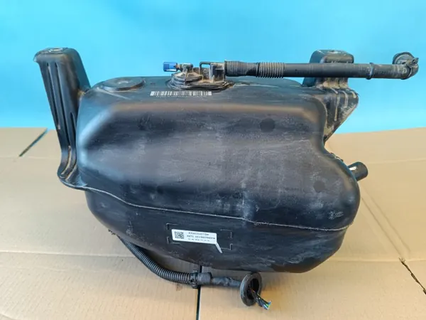 Skoda AdBlue-Tank & Pumpe OEM 5Q0131969F 3Q0131877D image 5