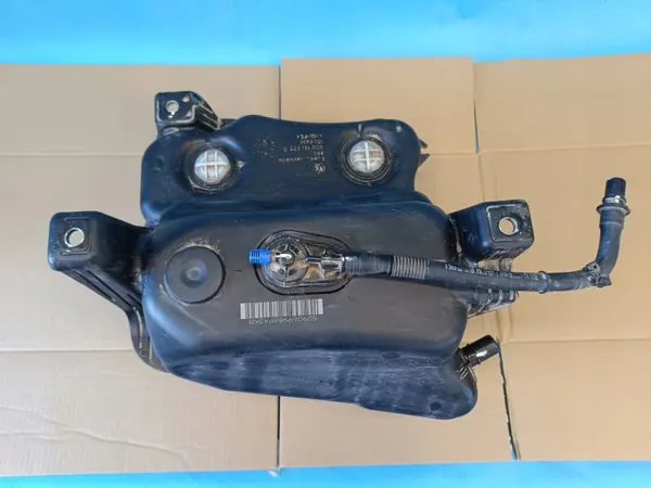 Skoda AdBlue-Tank & Pumpe OEM 5Q0131969F 3Q0131877D image 7