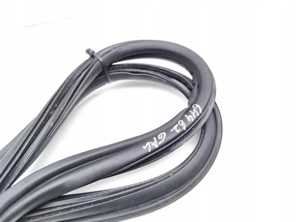 Junta de maletero Tesla Model 3 OEM No MPN - Usado image 7