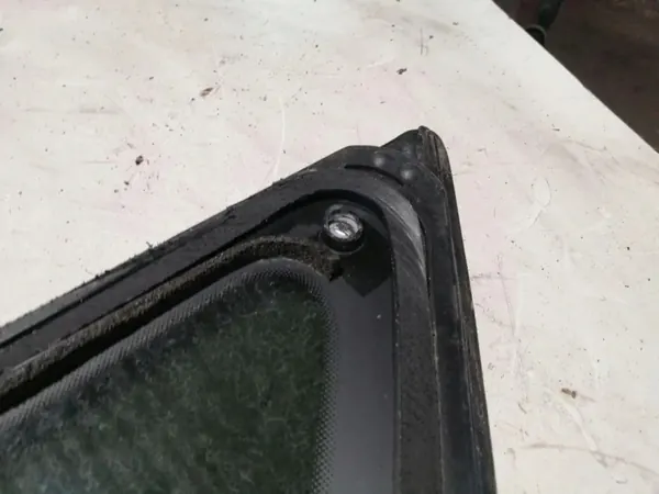 Gebrauchte Audi OE Heckscheibe links OEM 4G9845297D image 7