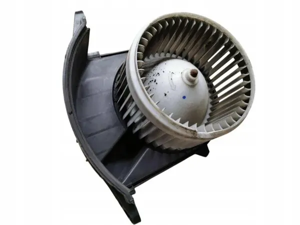Lämmitys OEM 173830100 Renault Master III Pakettiautolle image 2