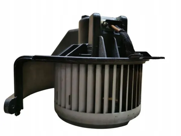 Lämmitys OEM 173830100 Renault Master III Pakettiautolle image 3