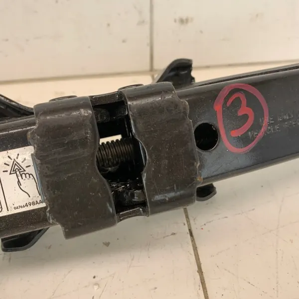 Cric voiture OEM 55625854235478521478745632 pour Dodge RAM 1500 image 5