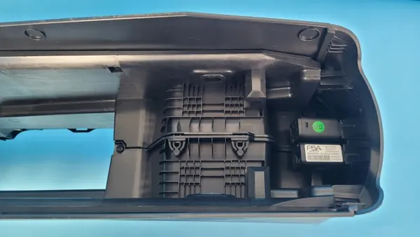 Opel Mokka II B middenconsole armsteun OEM 9835185180 image 7