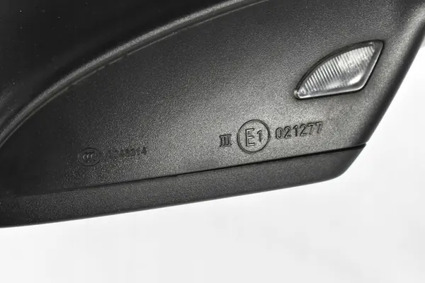 Oikea Sivupeili Volkswagen Golf VII 2017 LB9Z OEM image 5