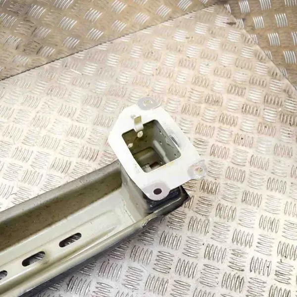 Viga de Para-choque Traseiro Skoda Kodiaq 2.0L 2020 5C5807305 image 5