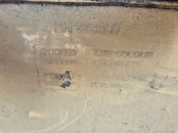 OEM ZABUDOWA MIĘDZYOSIOWA SPOILER PRAWA DAF XF 106 image 4