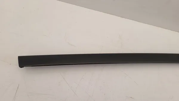 BMW X2 F39 runkopäällyste tiiviste OEM 7420818 image 3