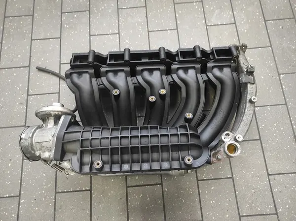 EGR Inlaatspruitstuk Mercedes W203 W210 W209 A61209037 image 3