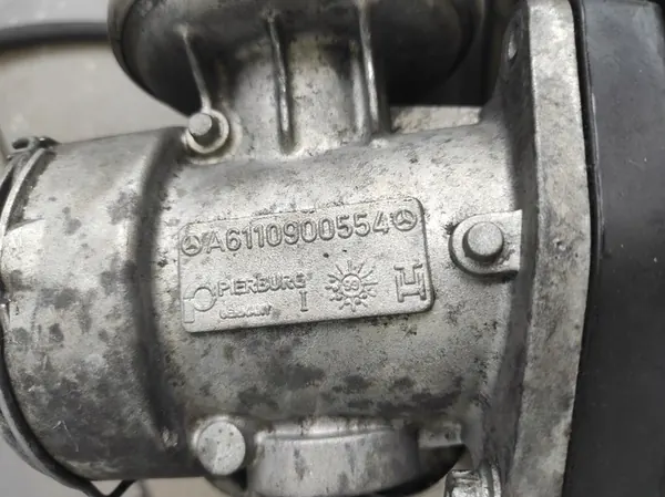 EGR Inlaatspruitstuk Mercedes W203 W210 W209 A61209037 image 5