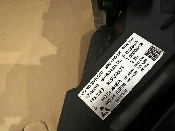 VOLVO V60 S60 MID LED VALOT SETTI 32338013 32338015 image 4