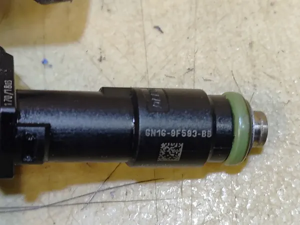 Injektorstång FORD KA+ PLUS 1.2 GN1G9F593BB image 6