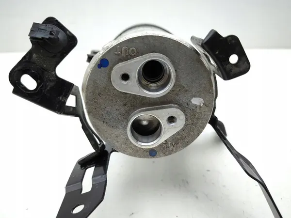 CONDENSADOR A/C RENAULT SCENIC E-TECH V 5 2024 image 6