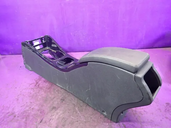 Renault OE Middenconsole OEM Zawada-386623- Gebruikt image 2