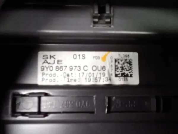 Porsche OEM 9Y0867973C Tapicería Portón - Usado image 5