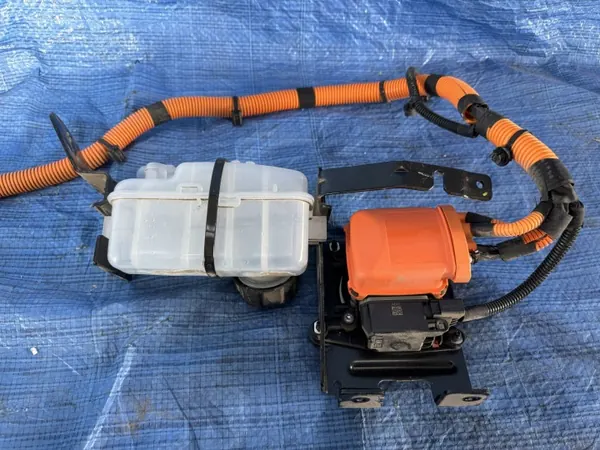 OEM 9835378280 Laadsocket voor DS7 Lift E-Tense Hybride image 7