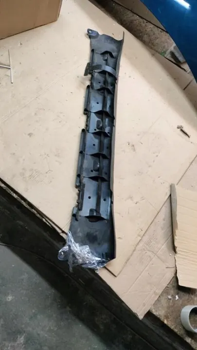 OEM 555826856R Achterbalkafdekking Kangoo/Townstar image 5