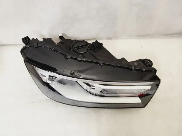 AUDI Q5 BI-XENON LED Izquierda + Derecha image 3