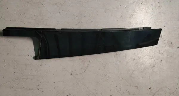 Skoda Scala Oikea Takaoven Lista OEM 657839902 image 2