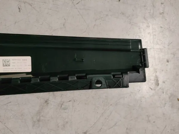 Skoda Scala Oikea Takaoven Lista OEM 657839902 image 5
