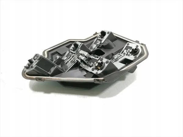 Vauxhall Astra Achterlichtfitting Links OEM 161391 image 8