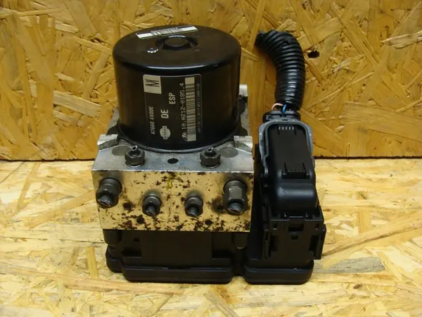 Bomba ABS Nissan Navara Pathfinder 476604X00E image 1