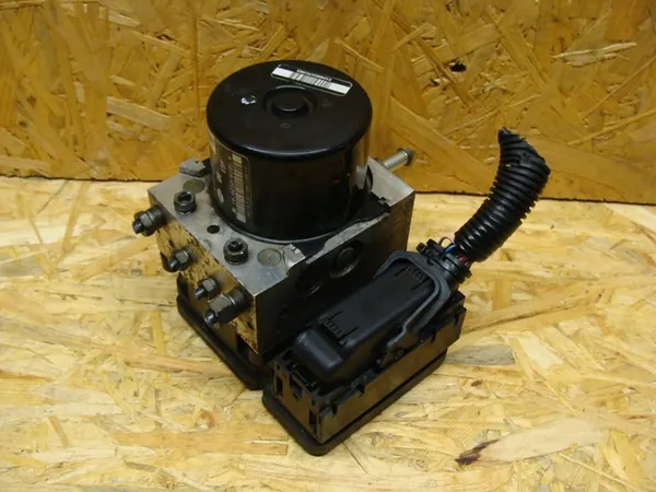 Bomba ABS Nissan Navara Pathfinder 476604X00E image 2