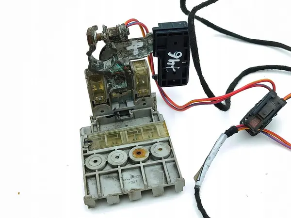 Mitsubishi Outlander Pyrotechnische Klema 2014 PA6TG35 image 2