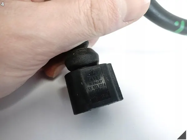 AUDI A8 S8 Sensor ABS Plug 2013-2017 image 5
