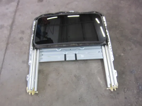 Teto Panorâmico de Vidro BMW 3 F30 F32 F36 OEM 7266209 image 7