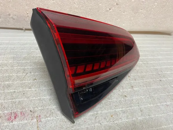 Luz trasera izquierda VW GOLF VII GTI 5G0945307P image 4