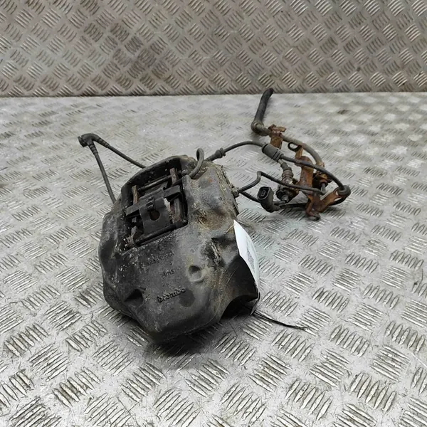 Oikea etujarrusatula VW TOUAREG 3.0L 7L6615150A image 4